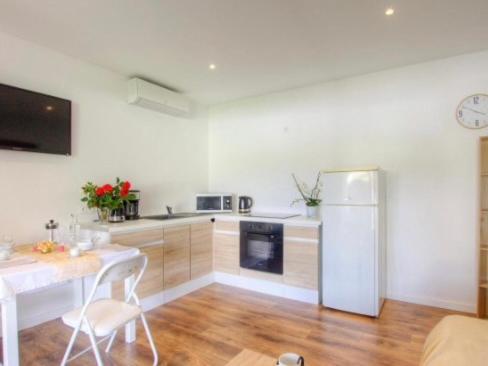 Appartement Tranquille En Bas De Villa アファ エクステリア 写真