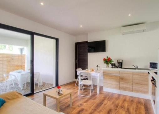 Appartement Tranquille En Bas De Villa アファ エクステリア 写真